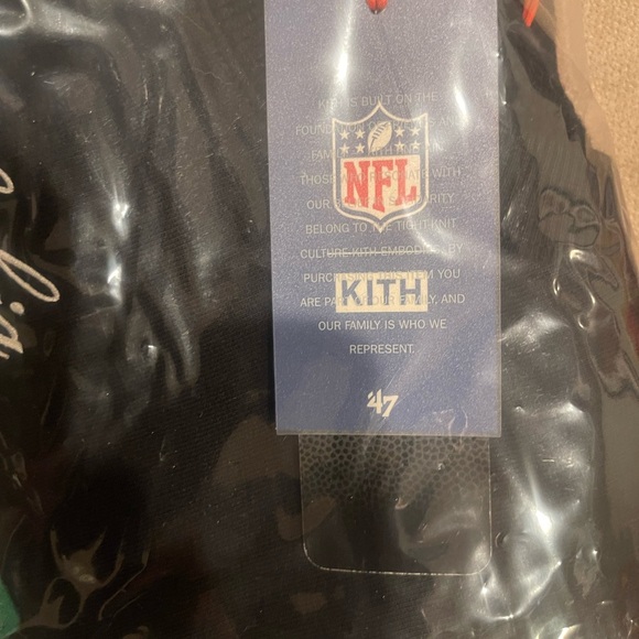 Philadelphia eagles Kith sweatshirt. Unopened from packaging - Picture 2 of 3